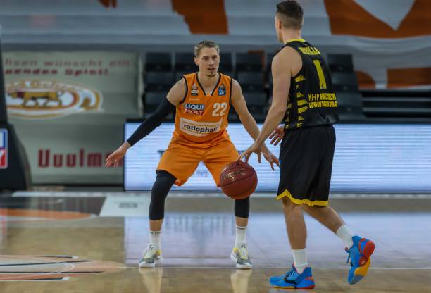 进一步为你 进一步为你